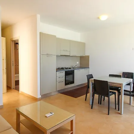 Family Porto Vecchio Лампедуза